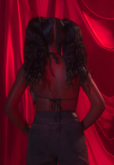 ELLE//LOOSE WAVE PONYTAIL